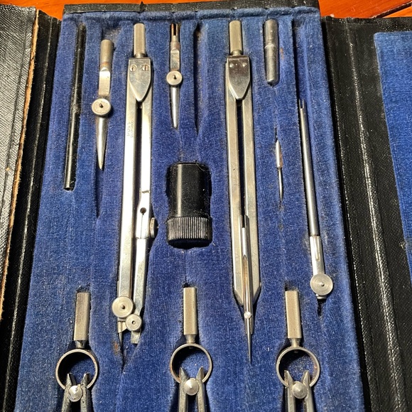 Post Designmaster Compass Set - Picture 3 of 11